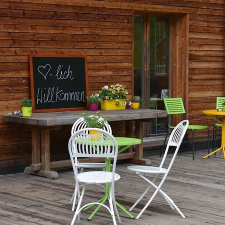 Gasthaus Heiligkreuz * Binn