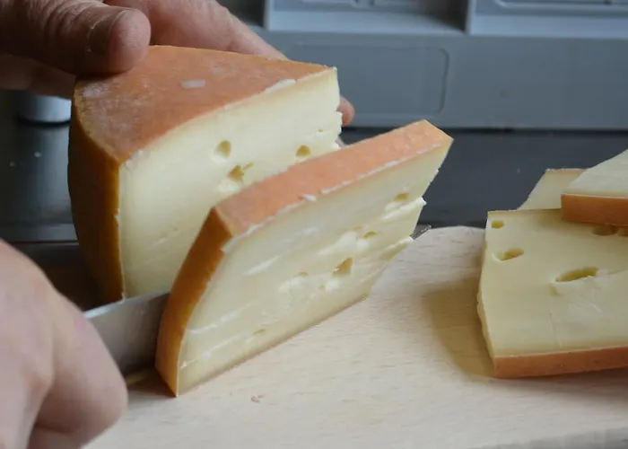 Gasthaus Heiligkreuz Hotel Binn