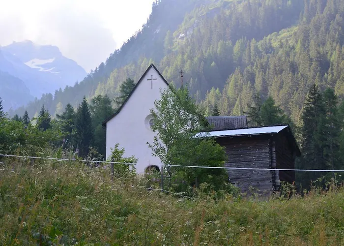 Hotel Gasthaus Heiligkreuz *
